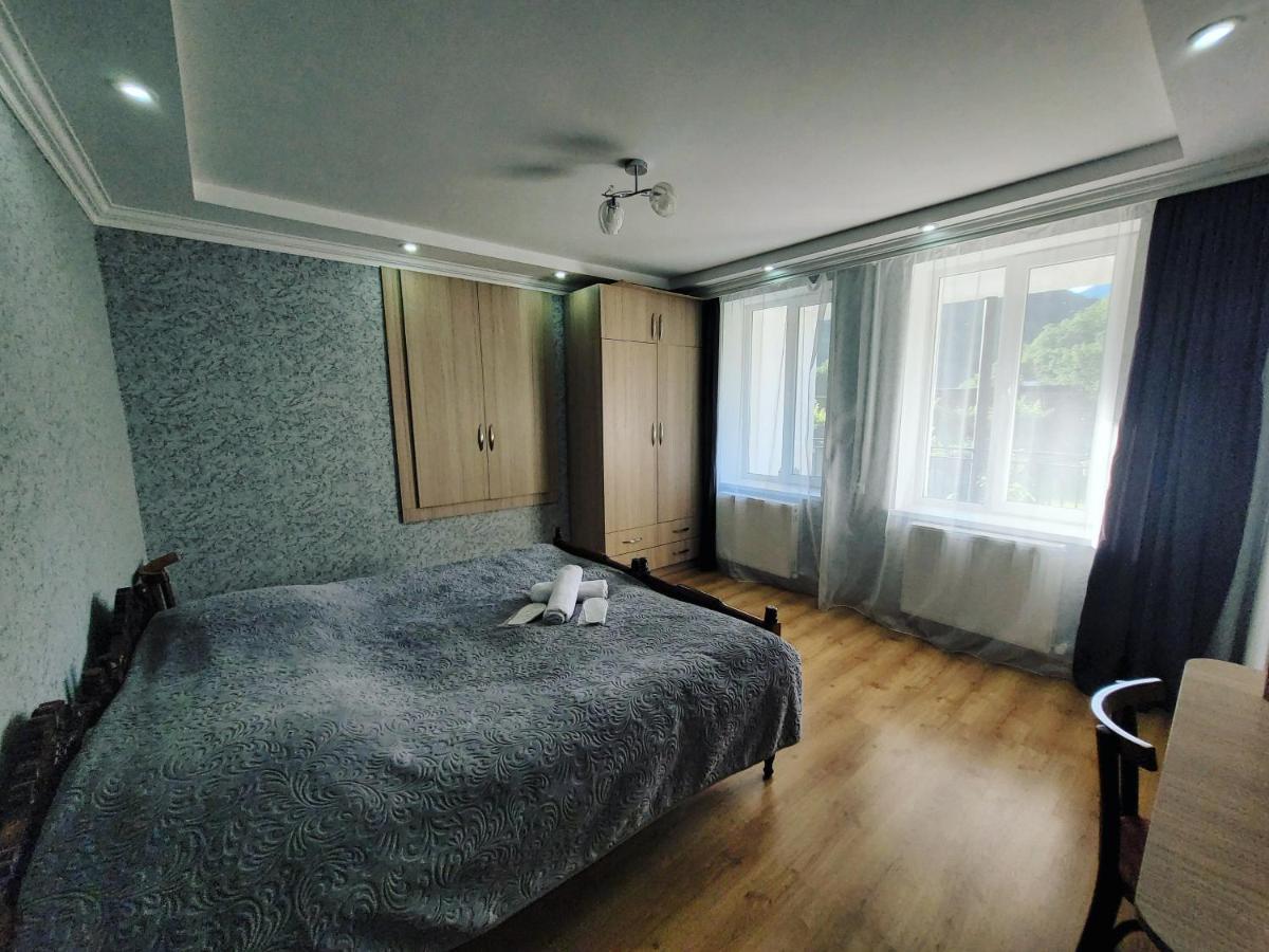 Family Hotel Mountain Panorama ボルジョミ エクステリア 写真
